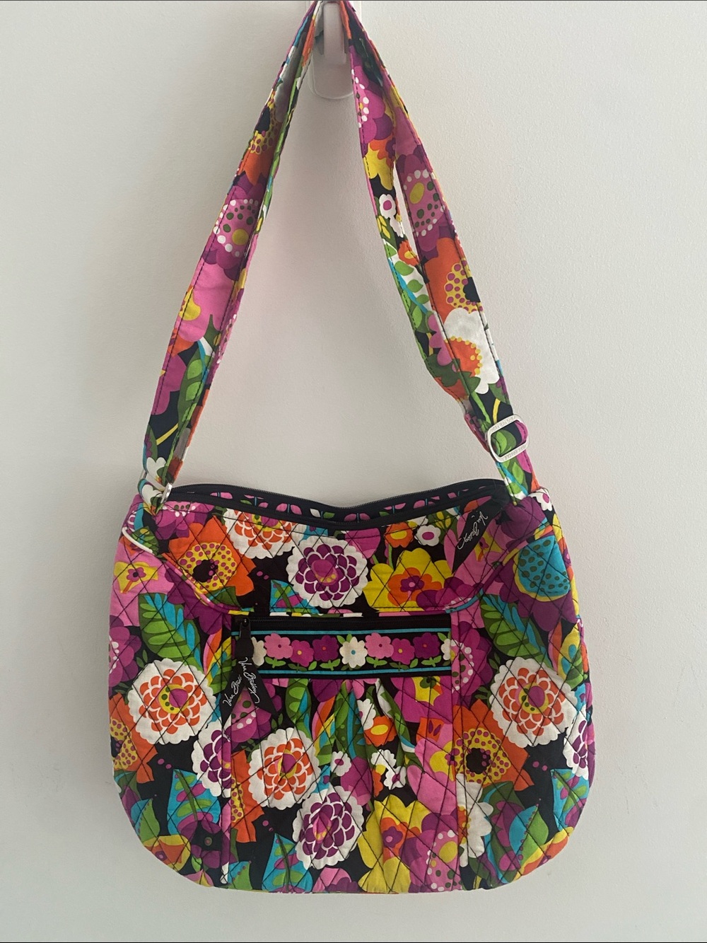 Vera Bradley “Va Va Bloom” Crossbody Hobo Bag Retired Pattern